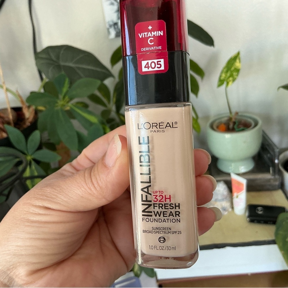 L'Oréal Infallible Fresh Wear Foundation Porcelain - 405 SPF -25 Up To 32H